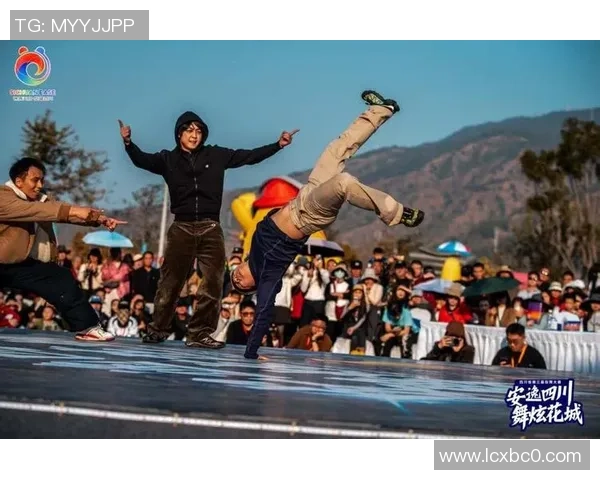 成都街舞队的阵地战解析与街舞文化的热潮探讨