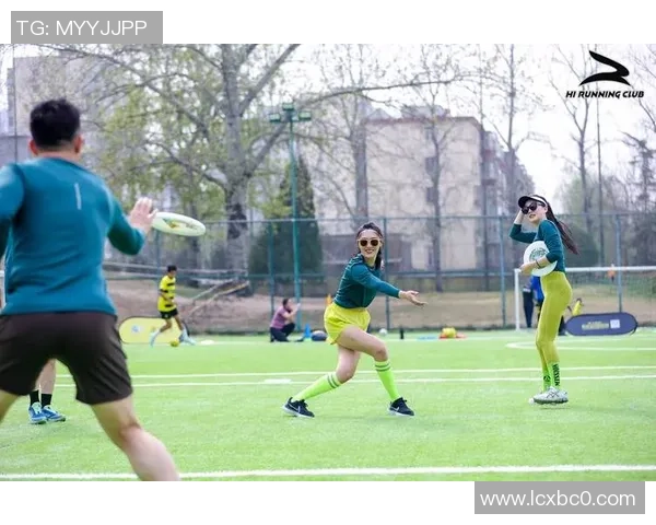 武汉飞盘队实力提升引发热议飞盘运动新风潮与发展潜力探讨